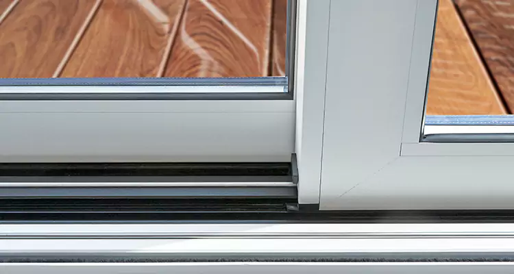 Patio Doors Leaking Water Issue Repair Services in Lake Magdalene, FL
