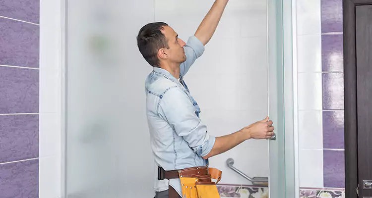 Glass Sliding Door Repair Near You in ⁣ Lake Magdalene, FL