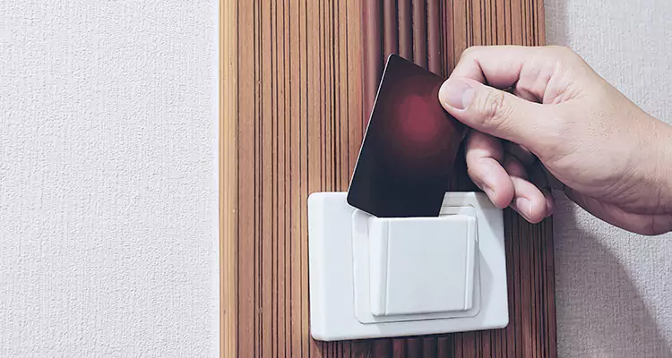Hotel Key Card Programmer Repair in Lake Magdalene, FL